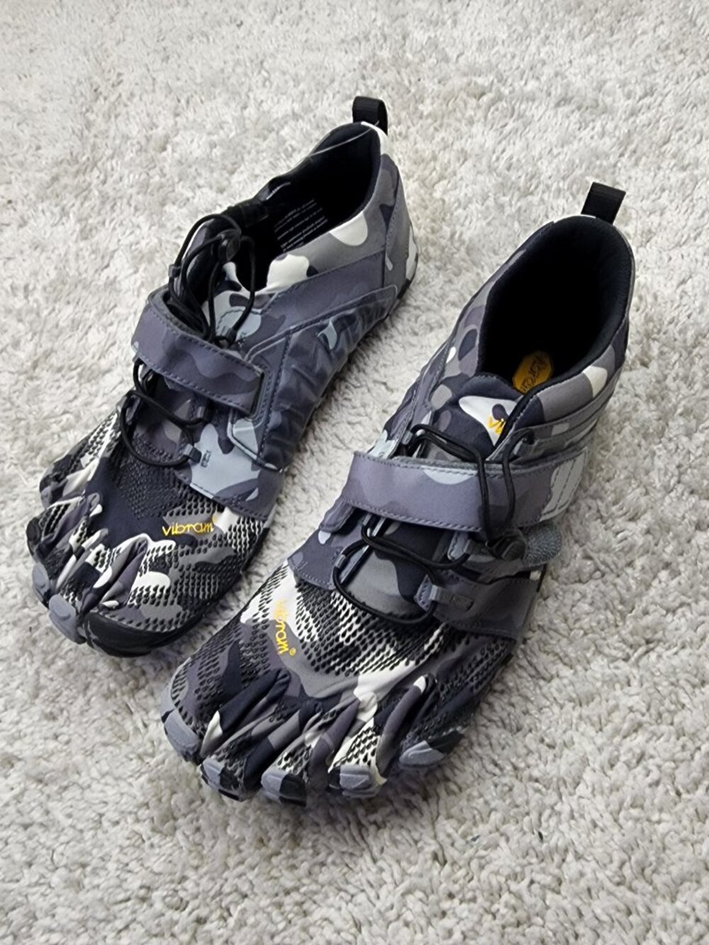 Vibram FiveFingers Mens V Train 2.0 Black Grey Camo Size 12-12.5 EU 47 NWOT USA